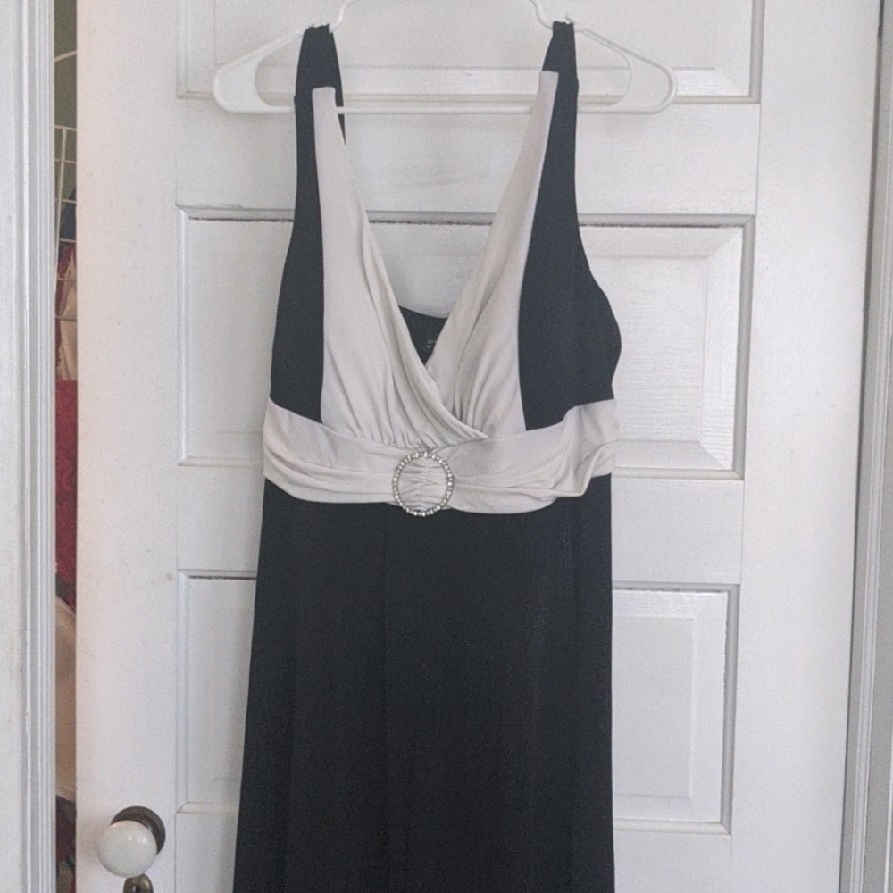 3 for $30 18w  cocktail dress enfocus